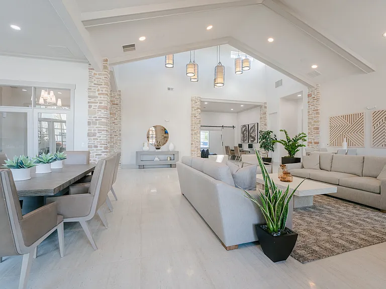 Aldara Apartments — Photo 53