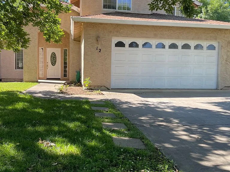 12 Capshaw Ct — Photo 1
