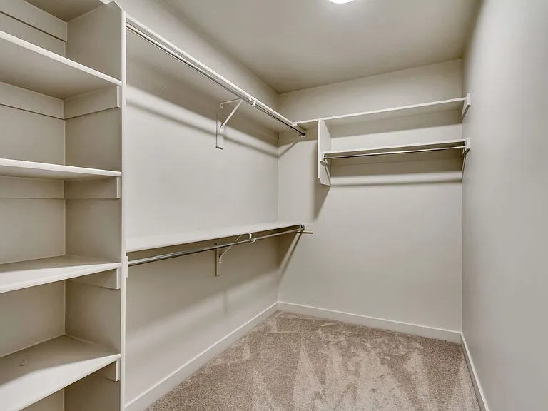 2412 N Sunmore Way — Photo 12