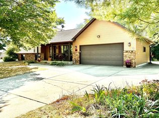 3721 White Birch Ct, Eau Claire, WI 54701