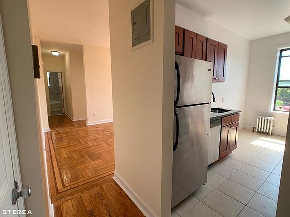 2nd image of 3929 58th St #D1