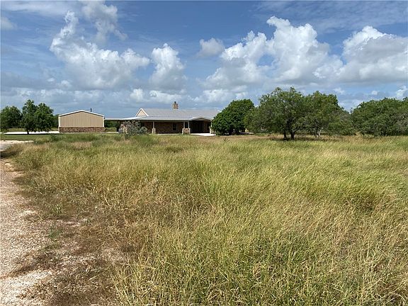 3rd image of 350 County Road 357