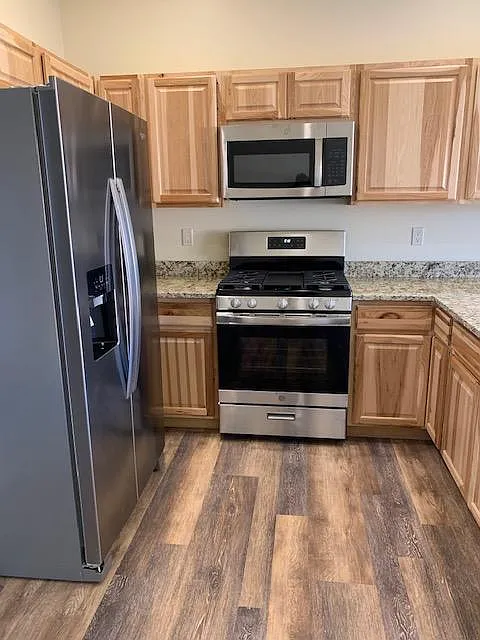 151 Masters Cir — Photo 4