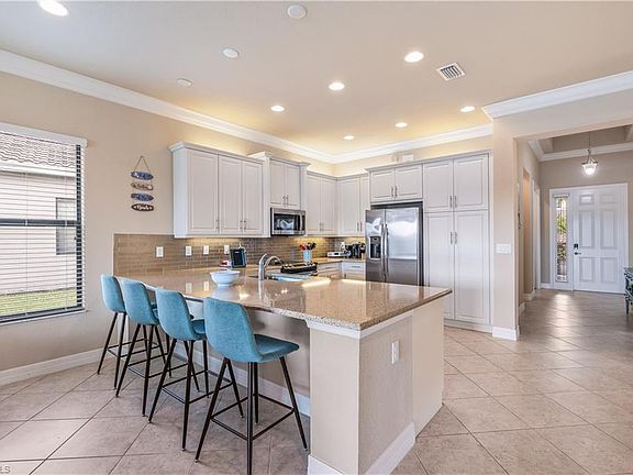 5th image of 11520 Summerview WAY