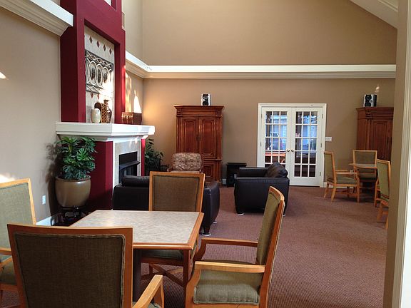 3rd image of 412 Turlington Ct