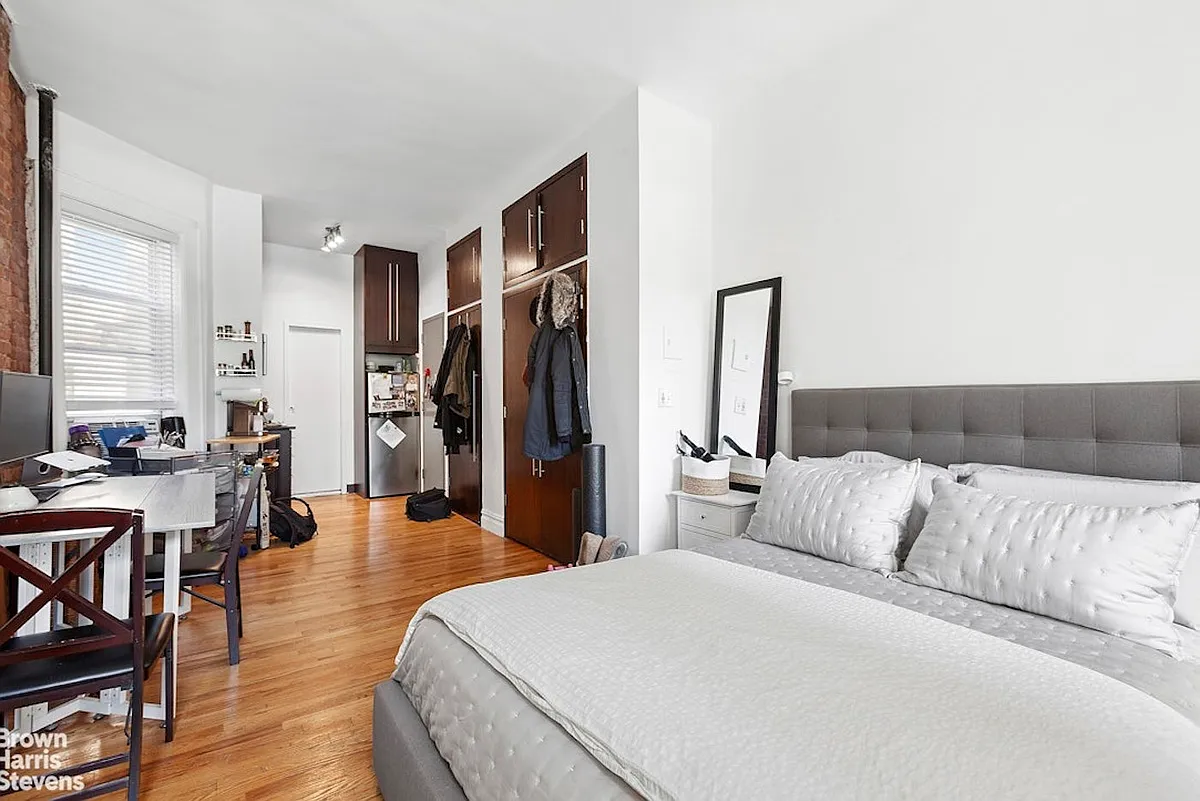 Building Photo - 194 Bleecker St #2C