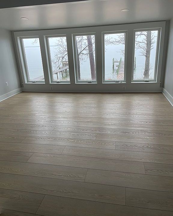 2nd image of 18159 River Rd