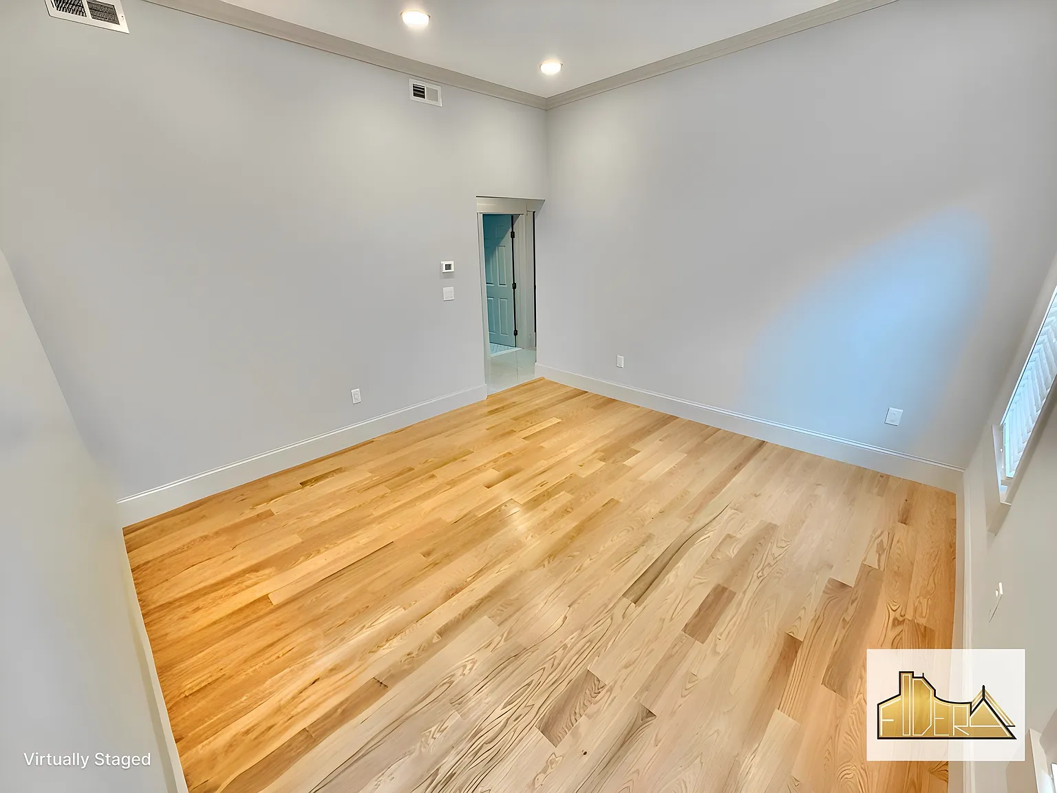 162 Salem Street - 1 — Photo 4