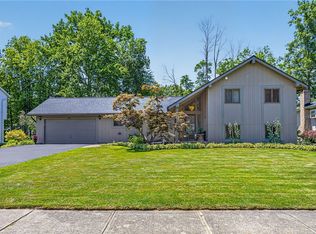 155 Moorland Rd, Rochester, NY 14612