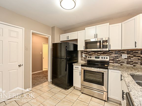 4th image of 3518 Susan Lewis Dr