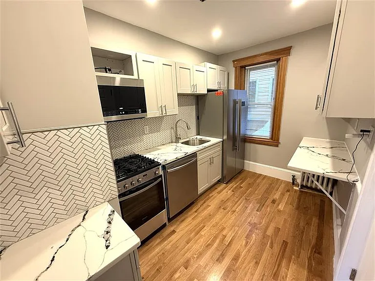 99 Hancock St #11 — Photo 4