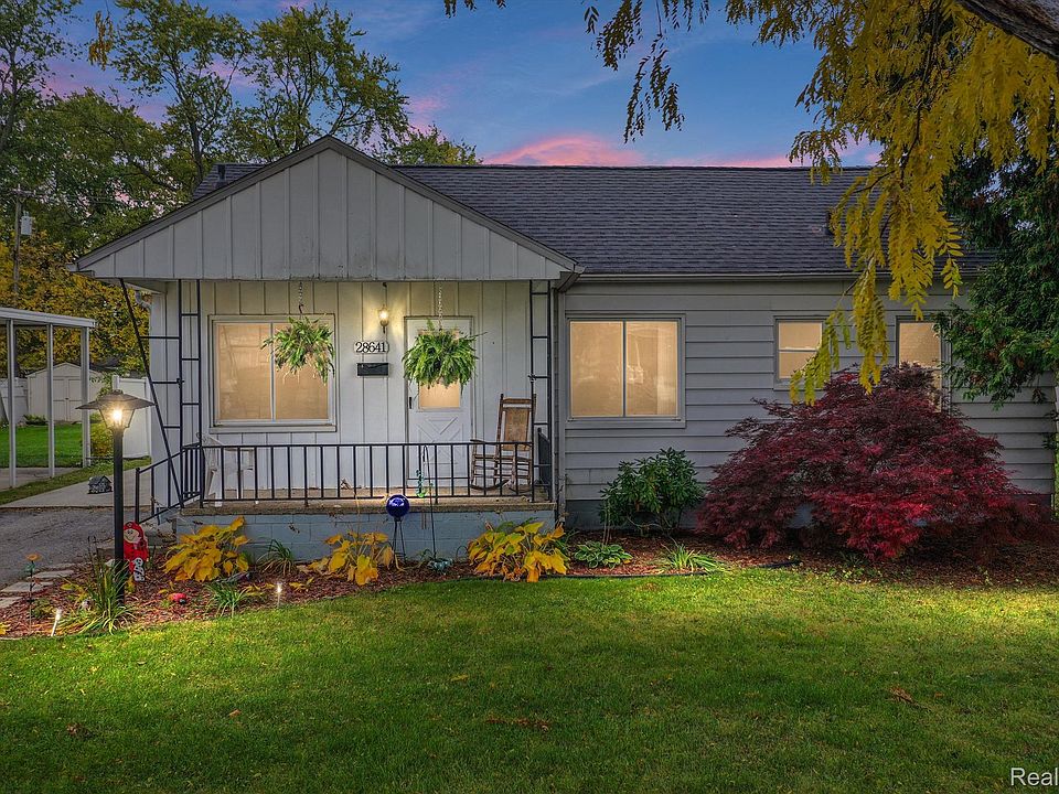 1st image of 28641 Birchlawn St