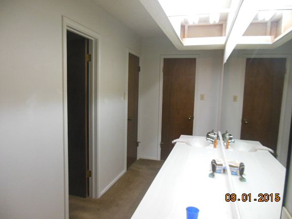 5th image of 1306 W Kiowa Ave