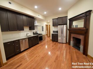 1722 Beacon St #1B, Brookline, MA 02445