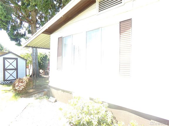 2nd image of 16600 25th Ave NE Unit 49