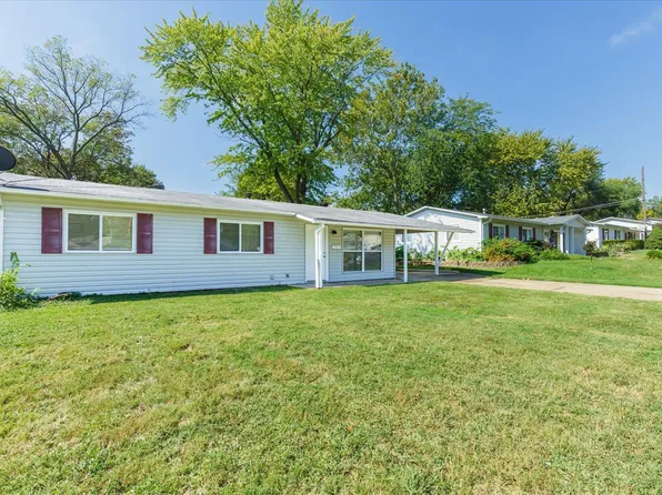 11059 Saxonhall Dr, Bridgeton, MO 63044