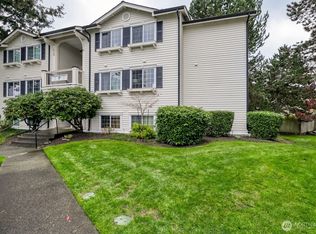Bluegrass, Everett, WA 98204