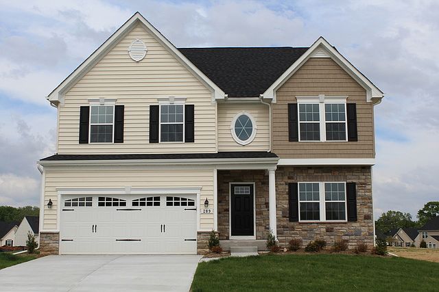 1st image of 3060 Newport Ln