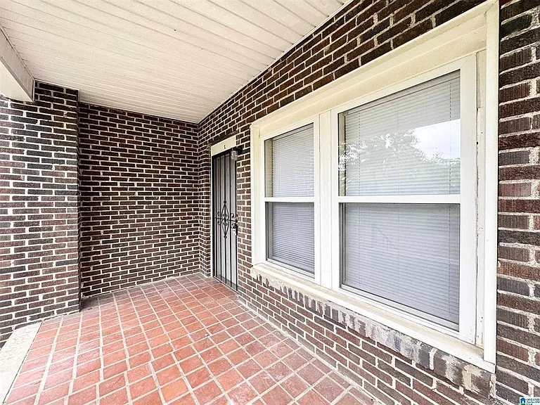 737 40th Pl #A-1 — Photo 7