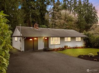 24030 Firdale Ave, Edmonds, WA 98020