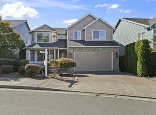 12330 SW Thornwood Dr, Tigard, OR 97224