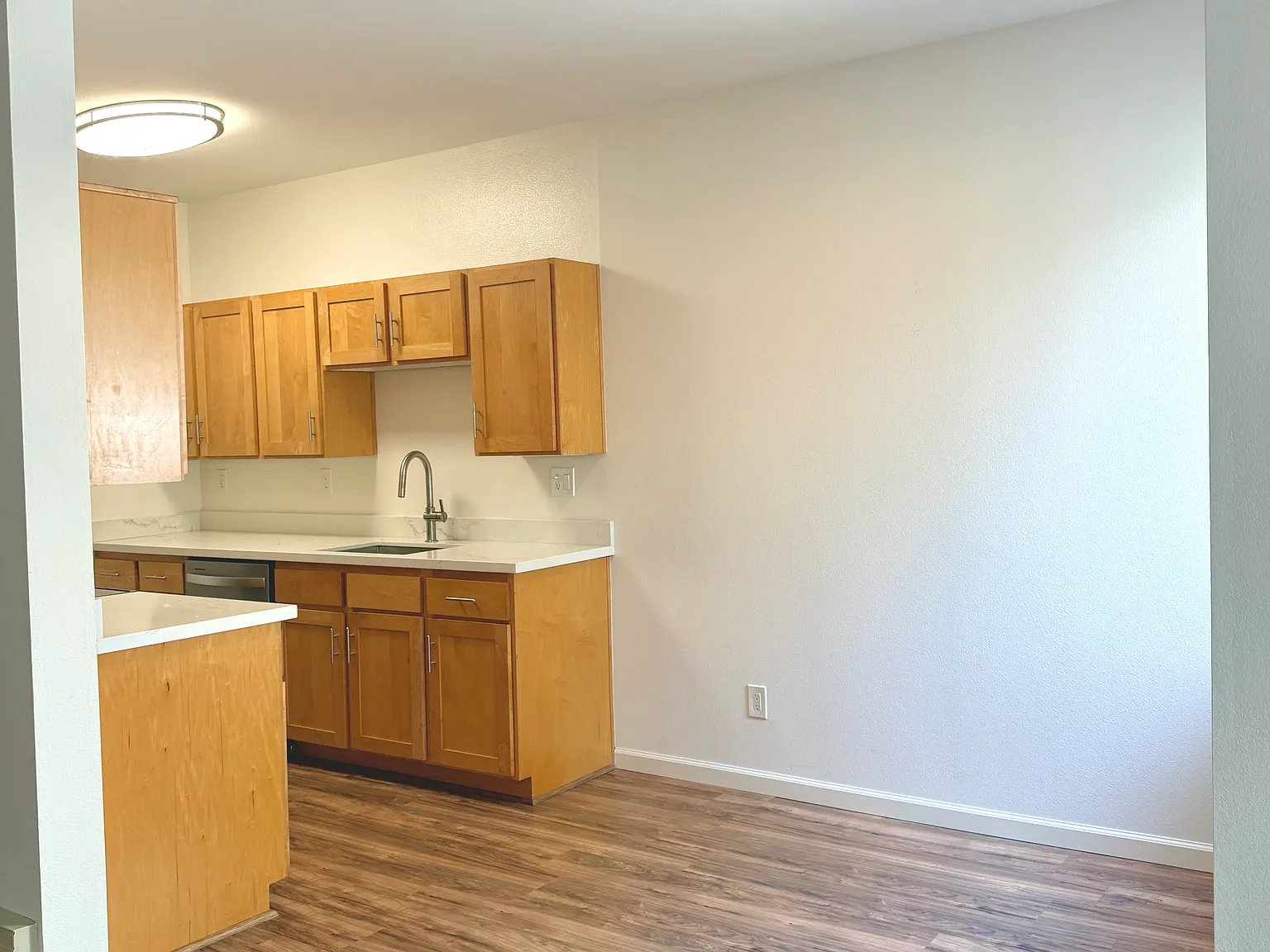 1 bed, 771 sqft, $2,495 — Photo 3