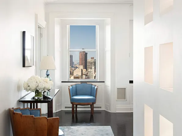 35 East 76th Street image 11 of 22