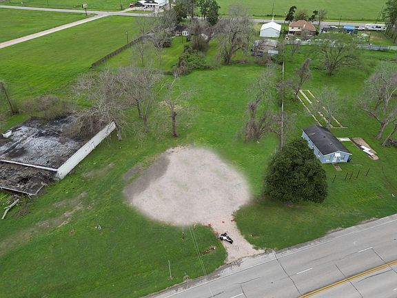 5th image of 1208 S Brooks Hwy