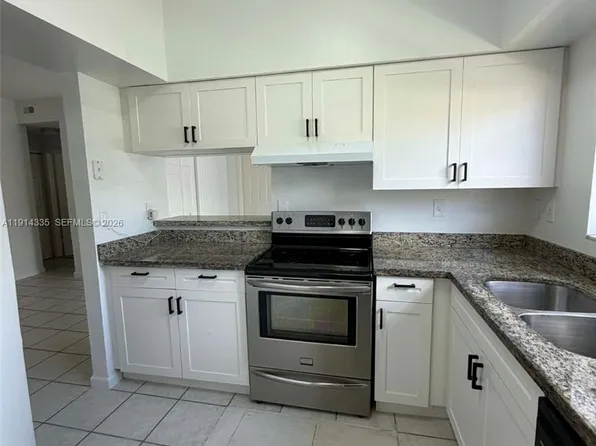 2301 NW 96th Ter #16E, Hollywood, FL 33024