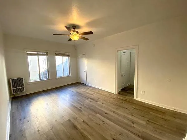 357 S Alvarado St