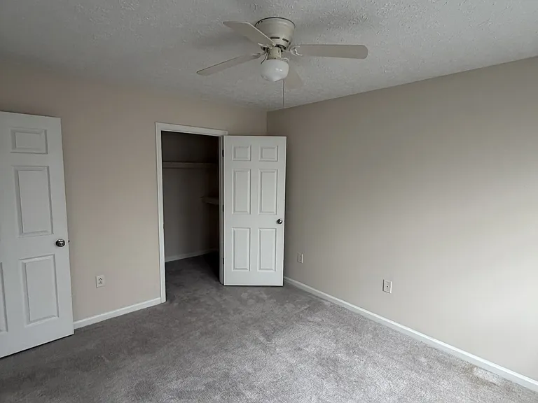Commonwealth Senior Living at Radford — Photo 22
