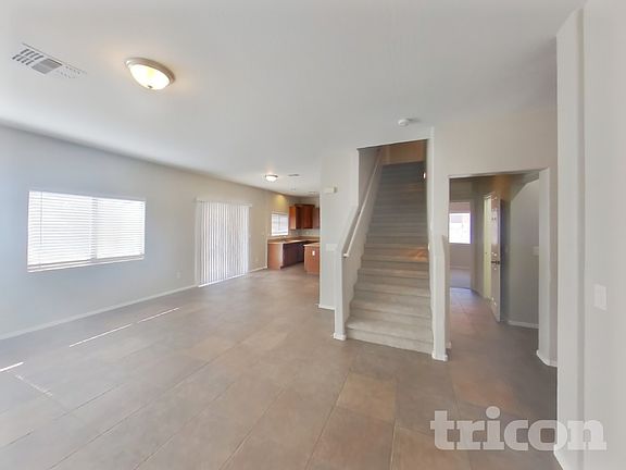 5th image of 44103 W Neely Dr