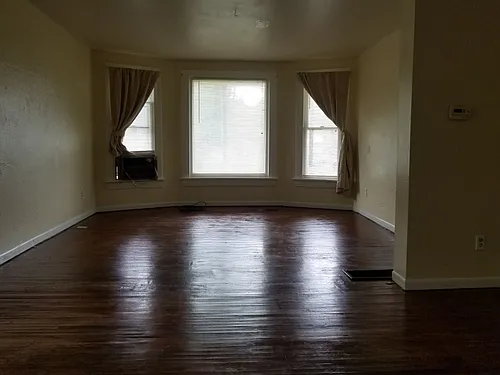 226 Leland Ave Photo 1