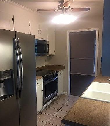 5th image of 301 51st St