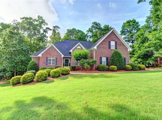 94 Thornhill Cir, Jefferson, GA 30549