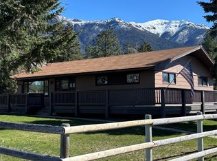 743 West Rd, Eureka, MT 59917