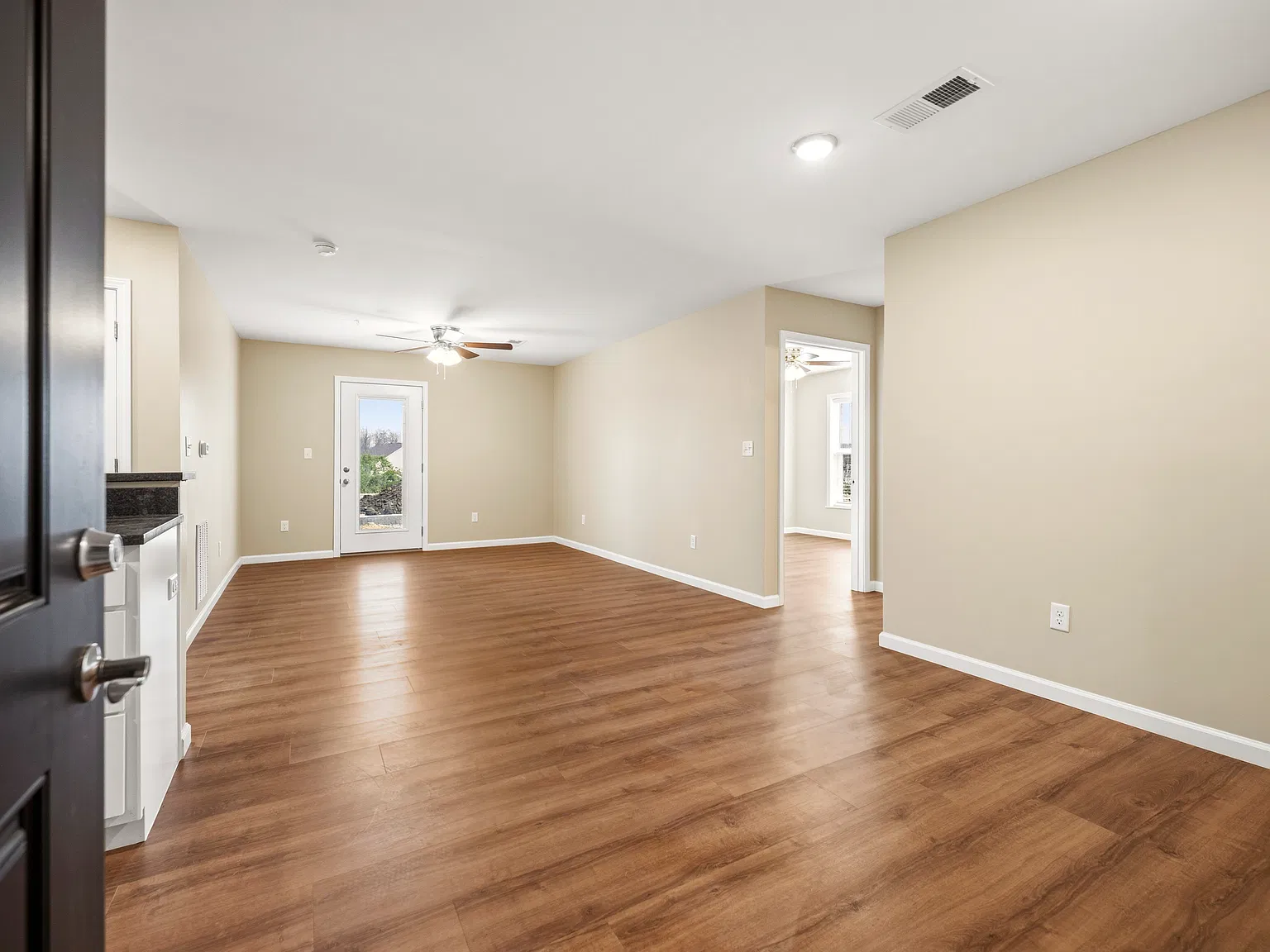 Lantern Ridge Apartments — Photo 4