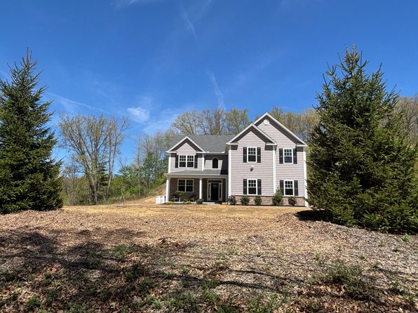 17 Shelter Rock Rd, Bethel, CT 06801