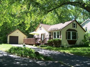 N3287 Hickory Rd, Lake Geneva, WI 53147