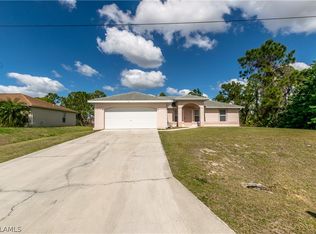 3806 37th St SW, Lehigh Acres, FL 33971