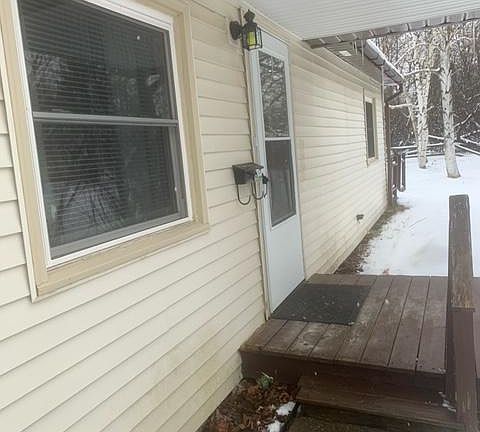 5th image of 17 Stevens St APT A