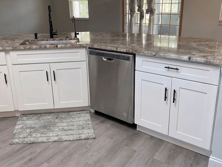 1820 Delki St NW — Photo 8