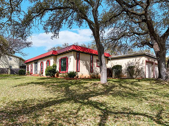 3rd image of 7601 Rustling Rd