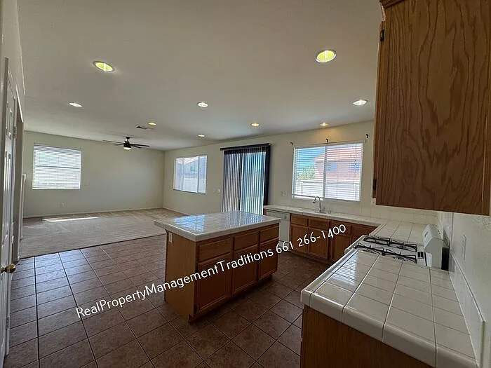 6323 Catania Ct — Photo 6