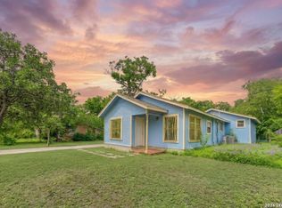 2033 SW 19th ST, San Antonio, TX 78207