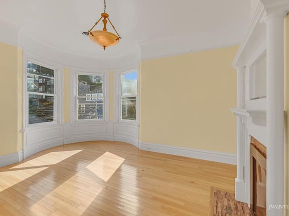 3rd image of 1293 Noe St