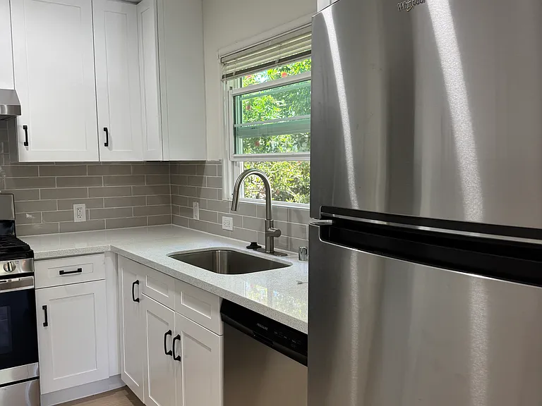 2745 Byron St #2B1B — Photo 16