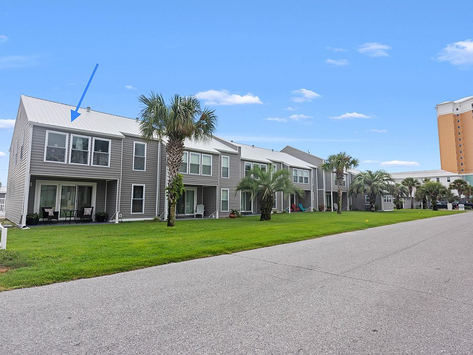 1st image of 7904 Surf Dr #12