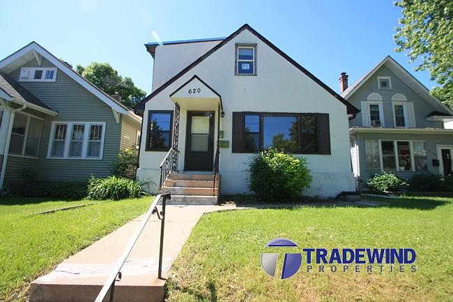 1st image of 620 Hawthorne Ave E #2