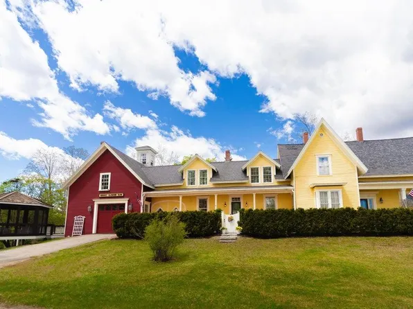 68 Pleasant Street, Mechanic Falls, ME 04256